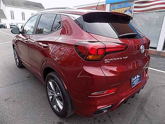  2022 Buick Encore GX Image:…