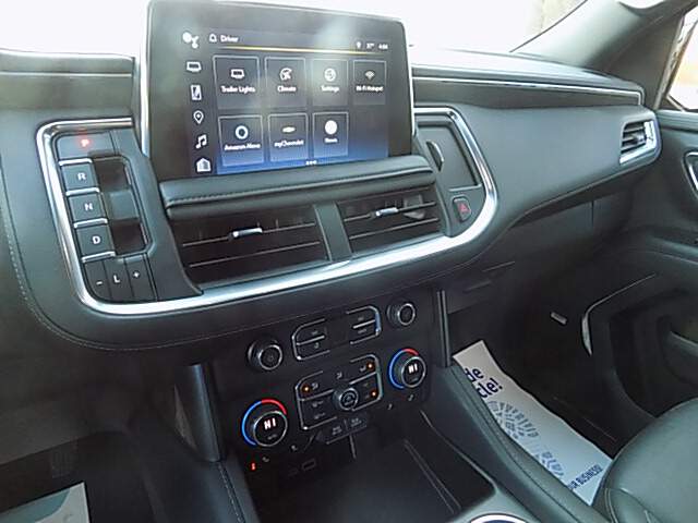  2024 Chevrolet Suburban Image: 10