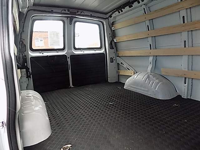  2024 Chevrolet Express 2500 Image:…