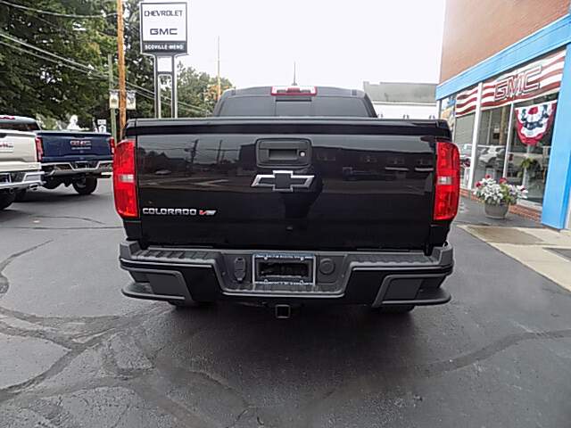  2017 Chevrolet Colorado Image: 3