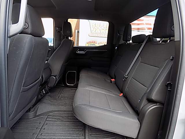  2024 GMC Sierra 1500 Image:…