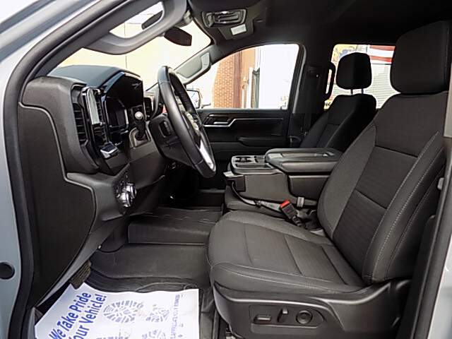  2024 GMC Sierra 1500 Image:…