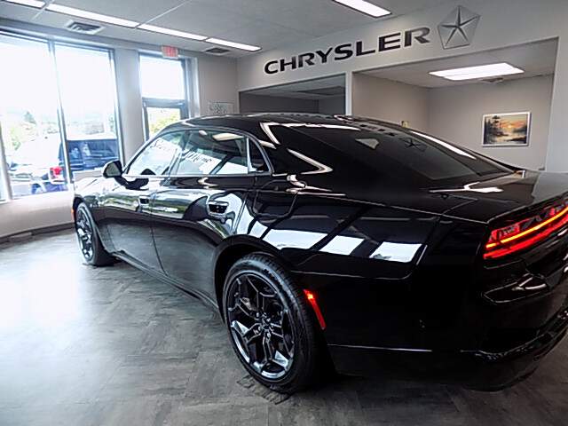  2027 Dodge Charger Image: 4