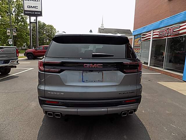  2025 GMC Acadia Image: 3