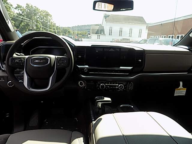  2025 GMC Sierra 1500 Image:…