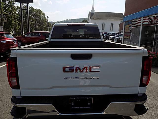  2025 GMC Sierra 2500 Image:…