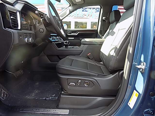  2026 GMC Sierra 1500 Image:…