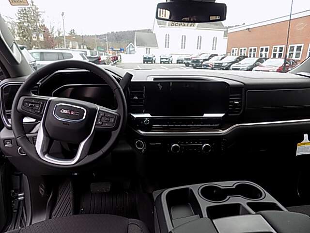  2026 GMC Sierra 2500 Image:…