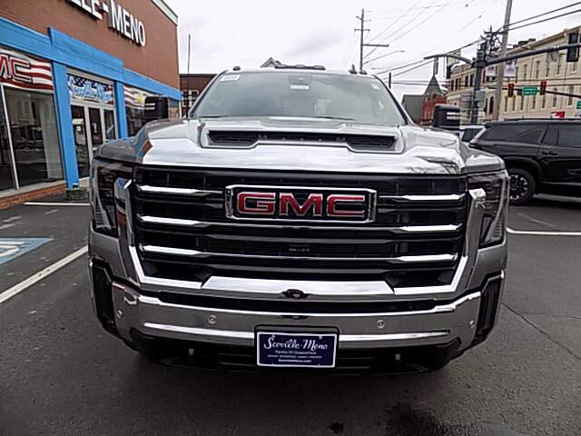 2026 Gmc Sierra 2500 HD SLE photo 2