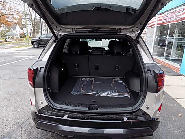  2026 GMC Terrain Image: 3