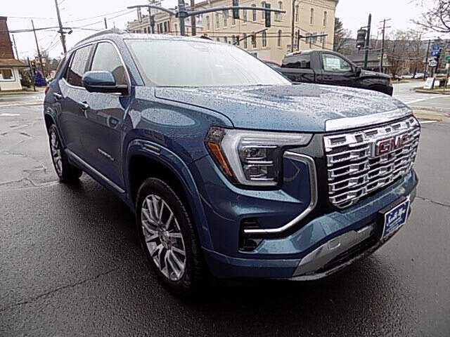 2026 Gmc Terrain Denali photo 3