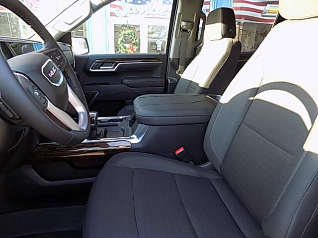  2026 GMC Sierra 1500 Image:…