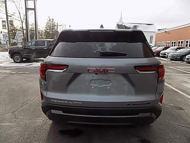  2026 GMC Terrain Image: 5