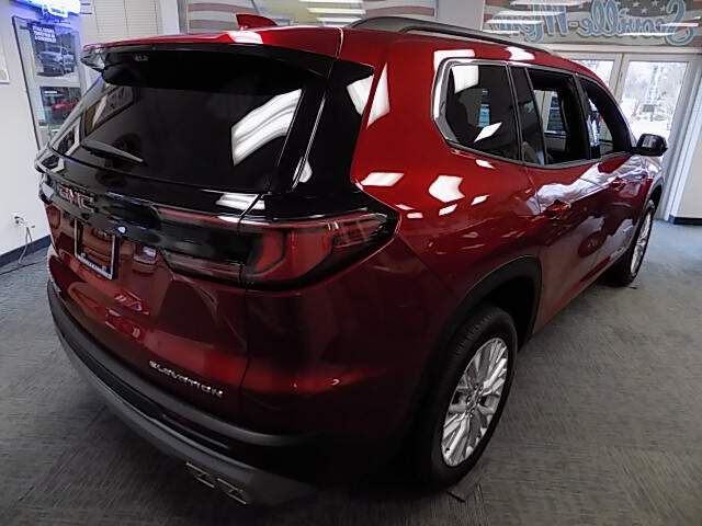  2026 GMC Acadia Image: 4