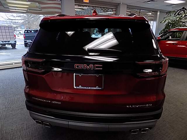  2026 GMC Acadia Image: 5