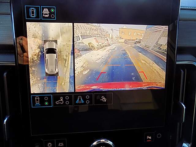  2026 GMC Acadia Image: 13