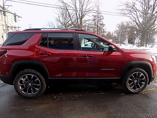  2026 GMC Terrain Image: 5