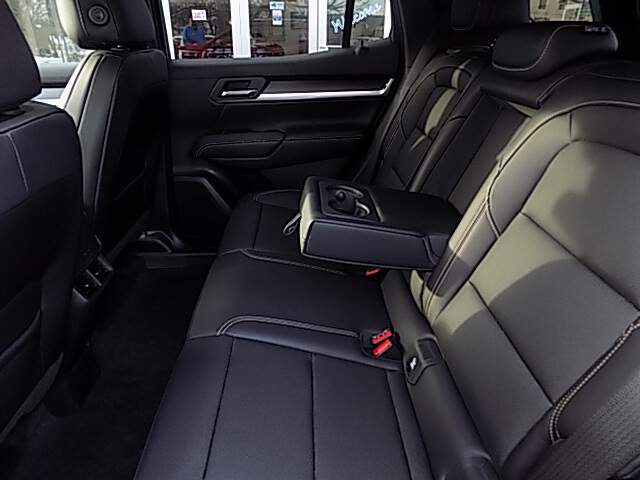  2026 GMC Terrain Image: 8