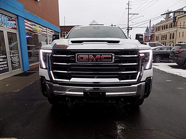  2026 GMC Sierra 2500 Image:…