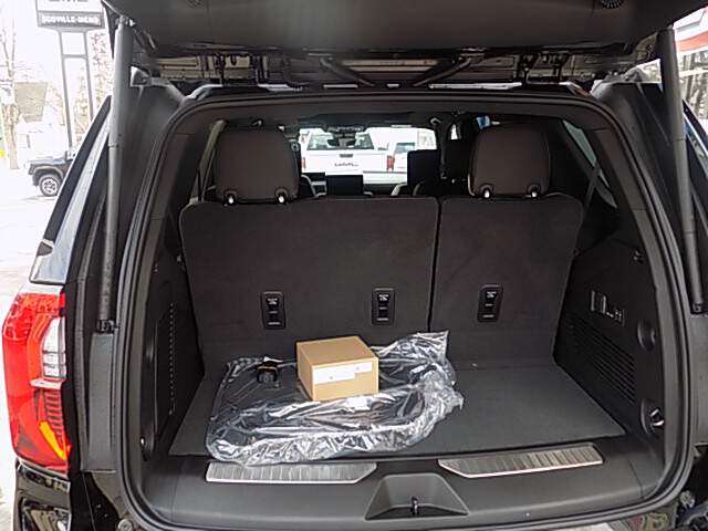  2026 GMC Yukon Image: 3