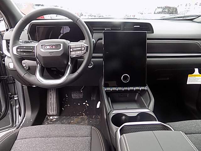  2026 GMC Terrain Image: 10