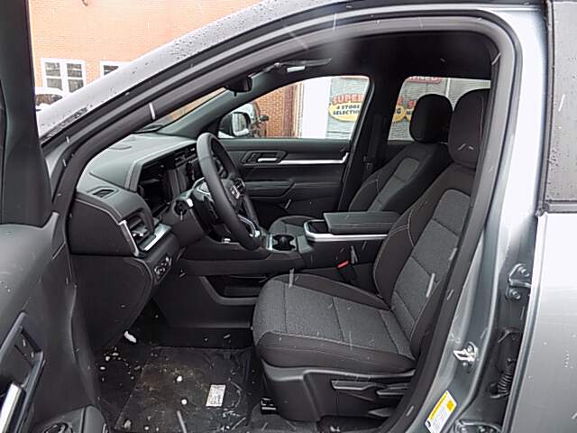  2026 GMC Terrain Image: 8