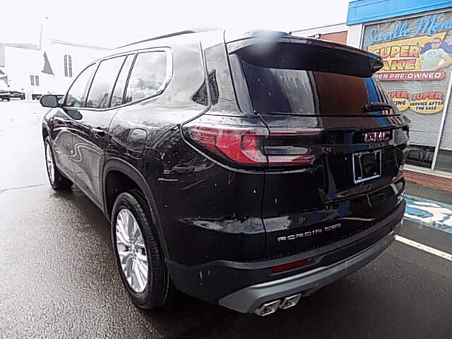  2026 GMC Acadia Image: 6