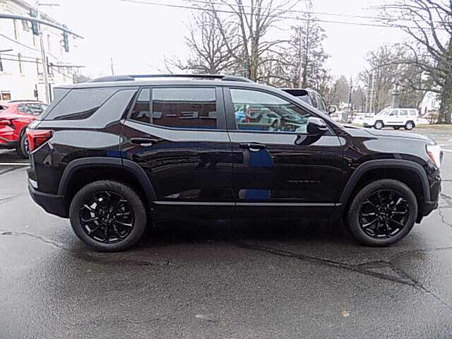  2026 GMC Terrain Image: 5