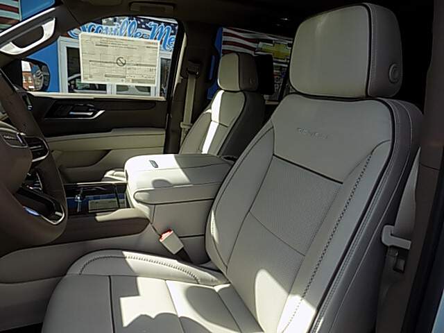  2026 GMC Yukon Image: 11