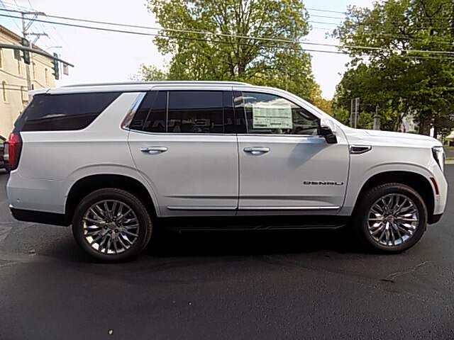  2026 GMC Yukon Image: 5