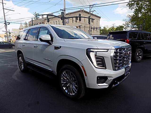  2026 GMC Yukon Image: 6