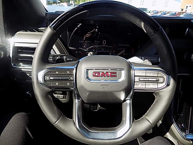  2026 GMC Yukon Image: 15