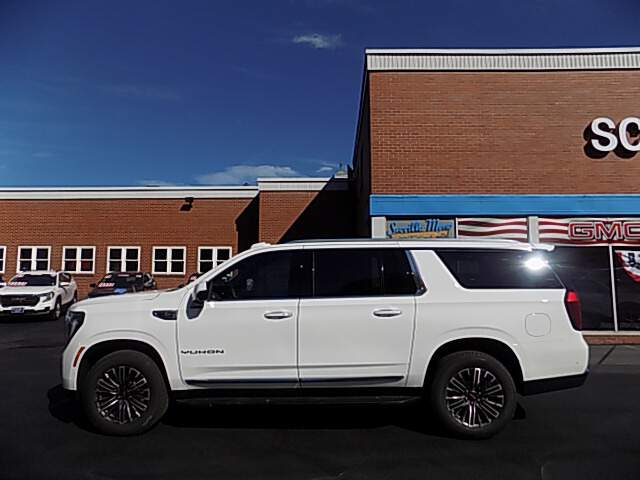  2026 GMC Yukon Image: 7