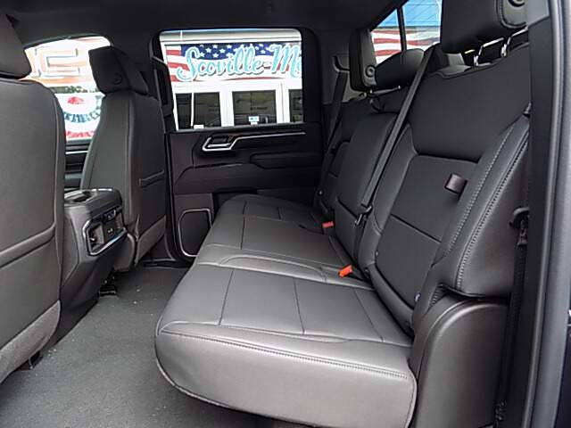 2026 GMC Sierra 2500HD SLT - Photo 9