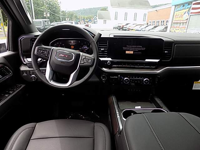 2026 GMC Sierra 2500 Image:…