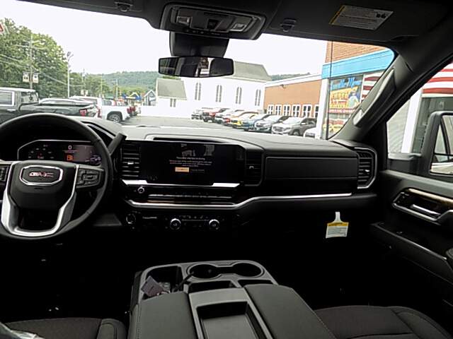  2026 GMC Sierra 2500 Image:…