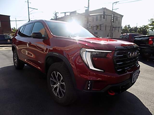  2026 GMC Acadia Image: 5