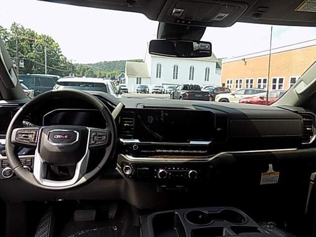  2026 GMC Sierra 2500 Image:…