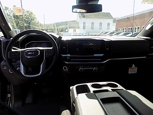  2026 GMC Sierra 2500 Image:…