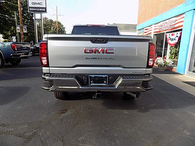  2026 GMC Sierra 2500 Image:…