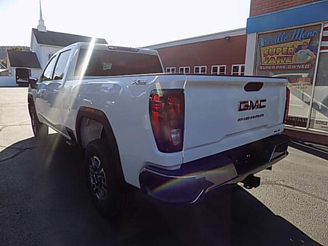  2026 GMC Sierra 3500 Image:…