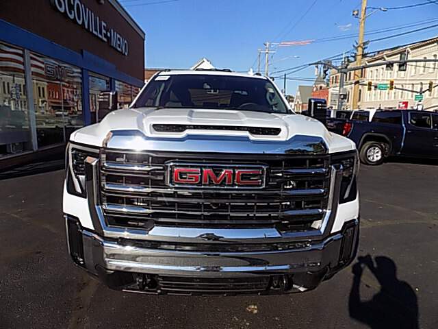  2026 GMC Sierra 2500 Image:…