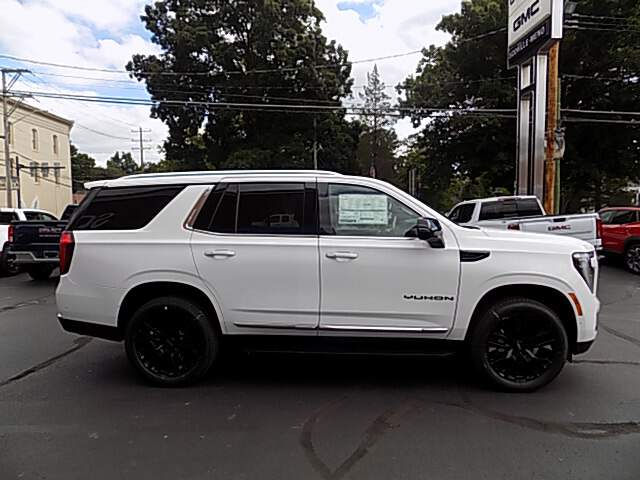  2026 GMC Yukon Image: 3