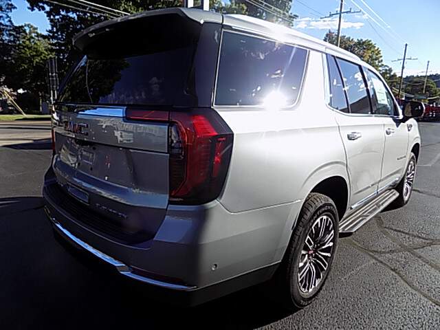  2026 GMC Yukon Image: 4