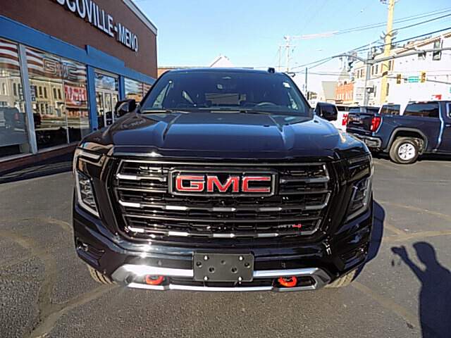  2026 GMC Yukon Image: 1