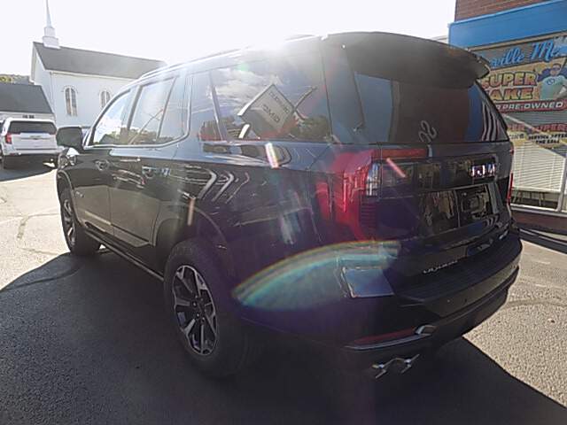  2026 GMC Yukon Image: 6