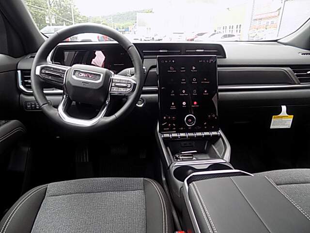  2027 GMC Terrain Image: 9