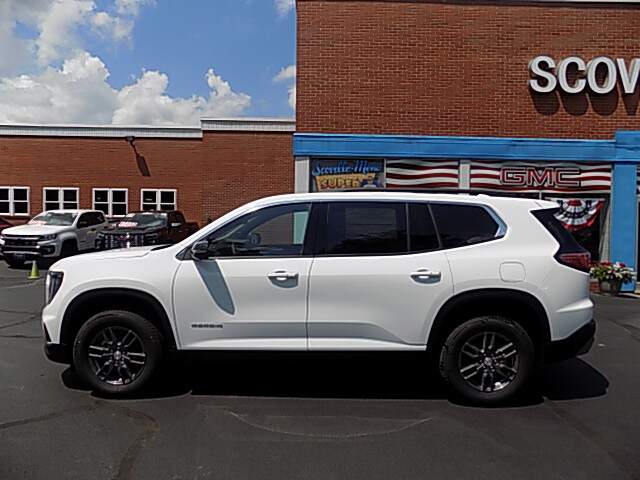  2027 GMC Acadia Image: 7