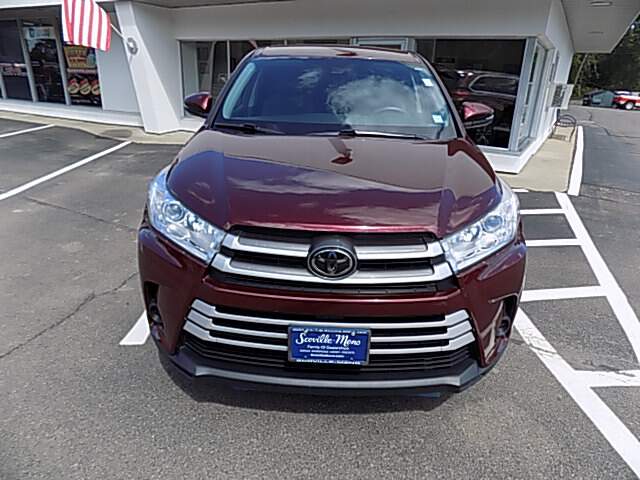 Used 2018 Toyota Highlander LE with VIN 5TDBZRFHXJS822643 for sale in Owego, NY