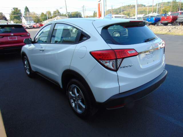 Used 2022 Honda HR-V LX with VIN 3CZRU6H38NM706872 for sale in Owego, NY